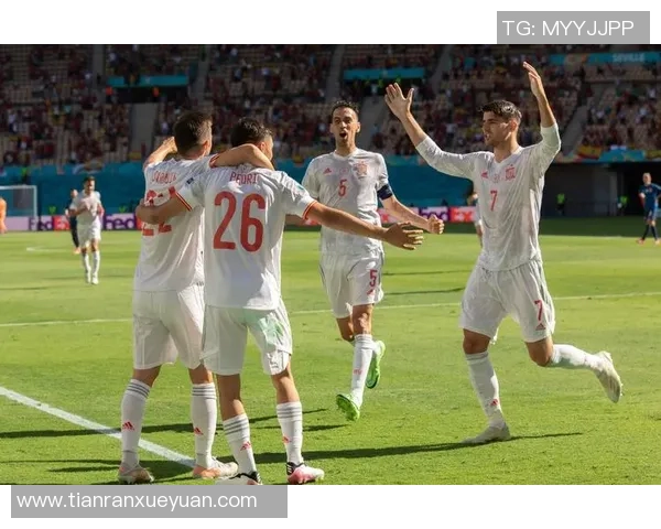 西班牙足球赛精彩回顾与未来展望,球迷热情高涨的盛况分析 西班牙足球赛精彩回顾与未来展望,球迷热情高涨的盛况分析